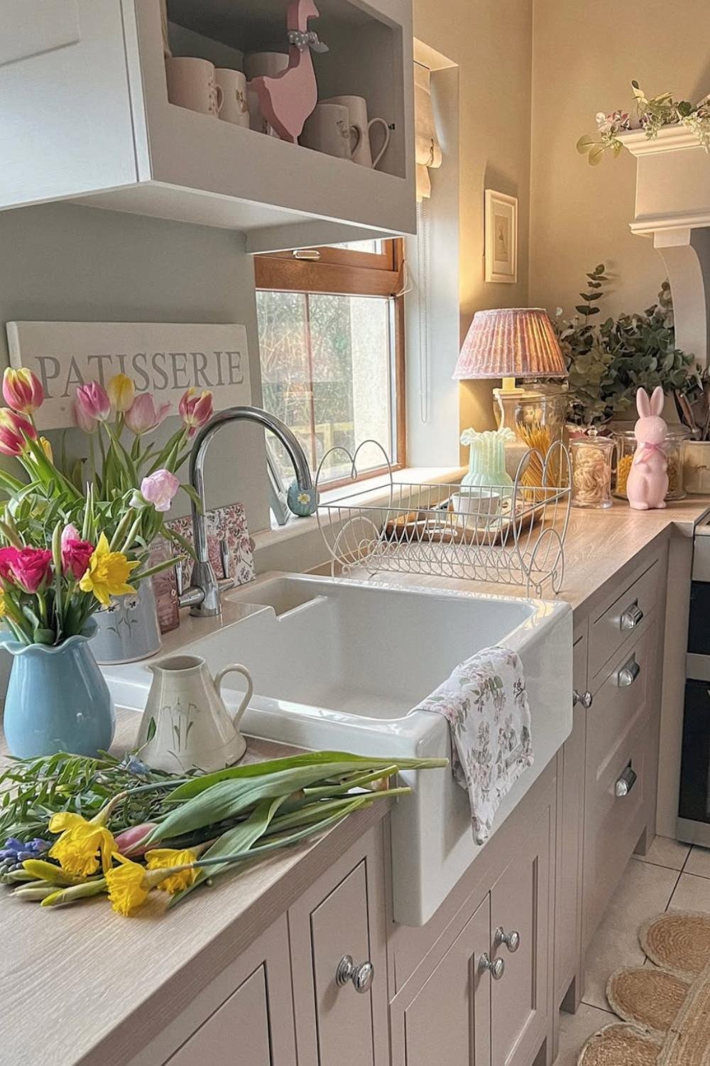 Bunny Figurine Adds Whimsical Touch to Countertop Display
