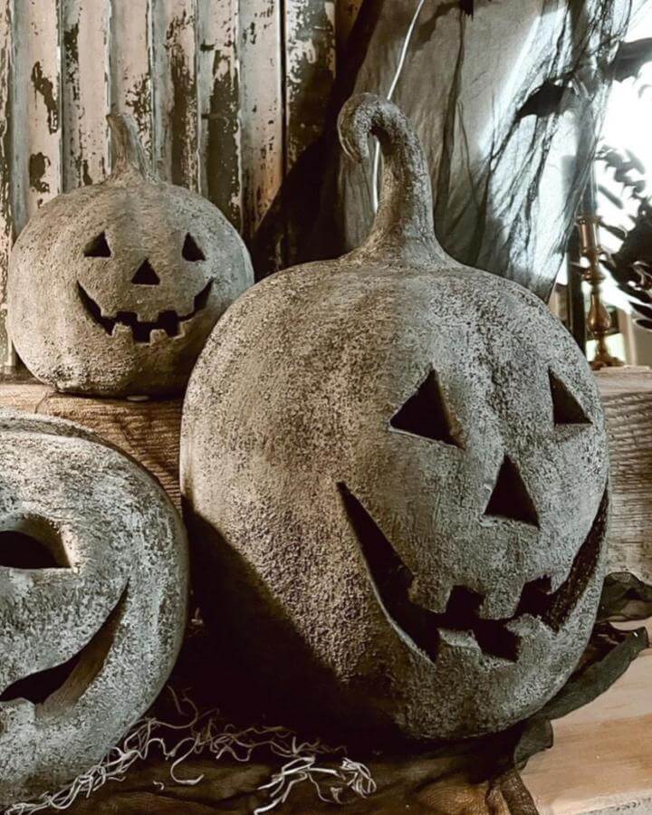 Stone textured jack-o