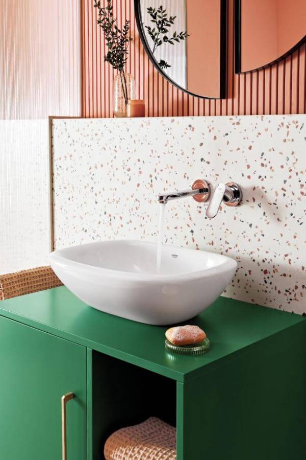 Terrazzo and green magic fusion sink from @grohe_uk, creating a modern and stylish bathroom ambiance.